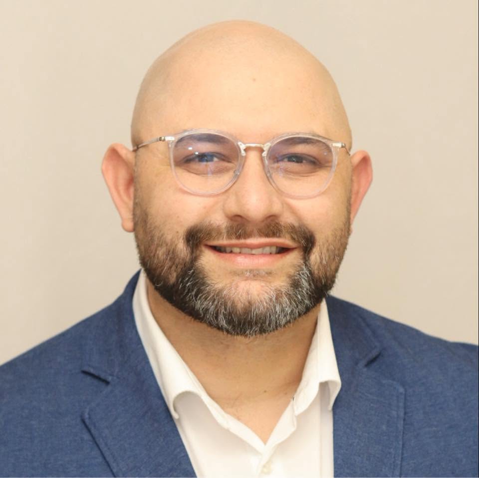 Headshot of Edgar Olivo